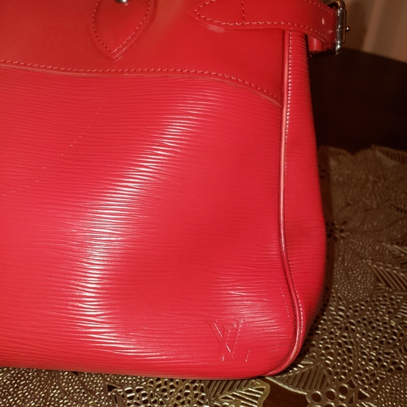 Sold - Picture 3 of 15